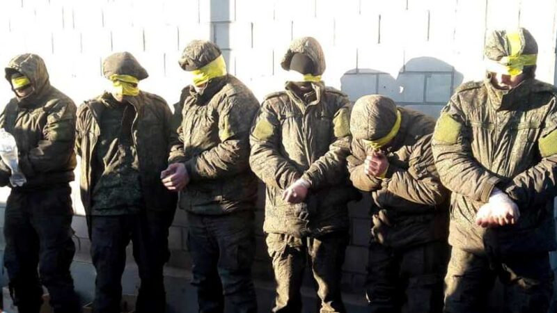 Україна організовує табори для військовополонених