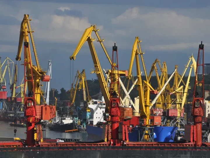 Найбільша контейнерна компанія планети відмовилася заходити в порт Одеса